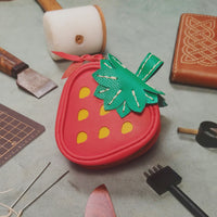 DIY leather coin purse with zipper - Strawberry zipper coin purse / coin wallet - Leather pattern - PDF Download